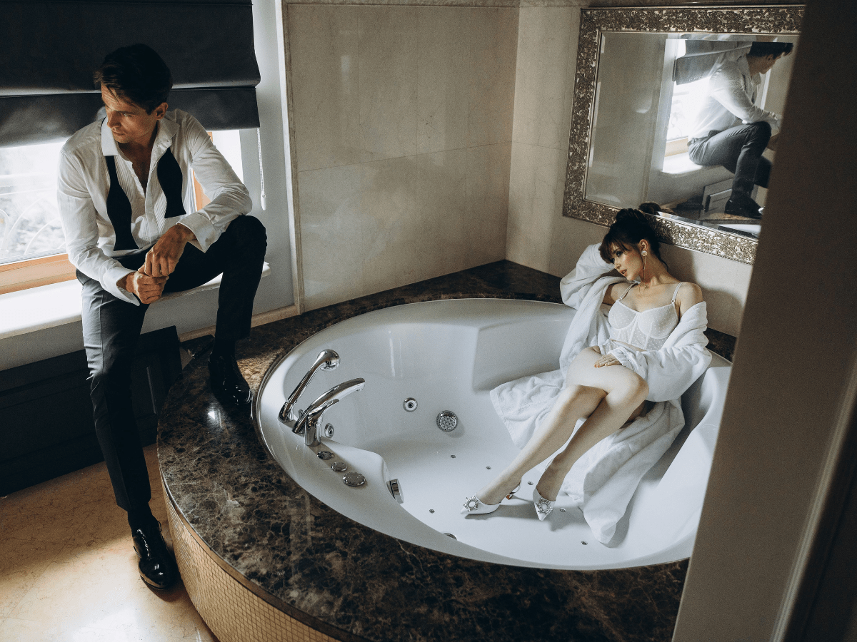 Elevate Your 2025 Wedding with Luxury Portable Restrooms