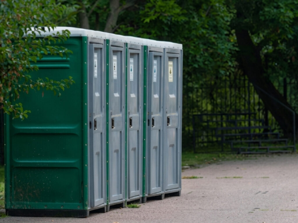 Luxury Restroom Trailers